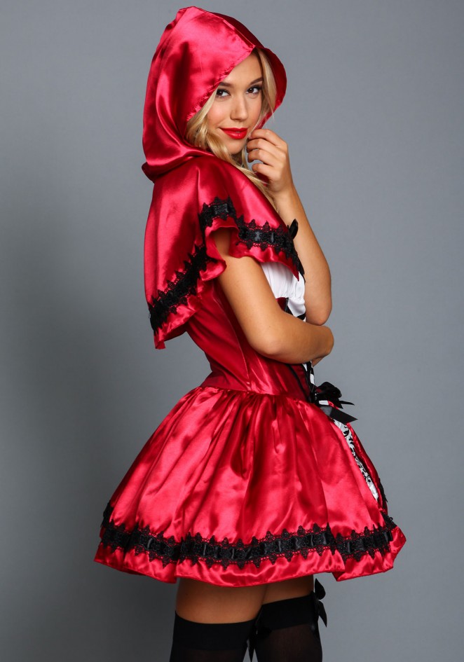 Alexis Ren Love Culture Halloween Costume Shoot Gotceleb