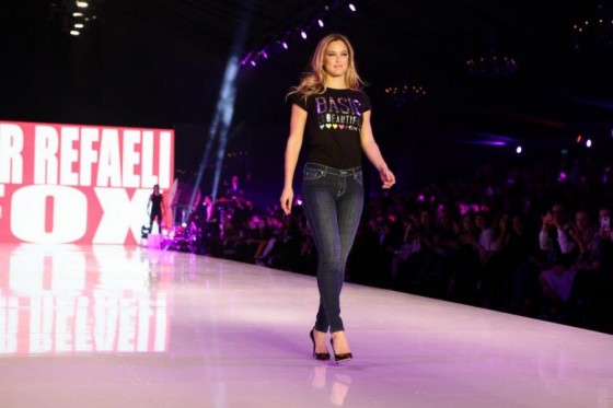 Bar Refaeli – Gindi Fashion Week In Tel Aviv-19
