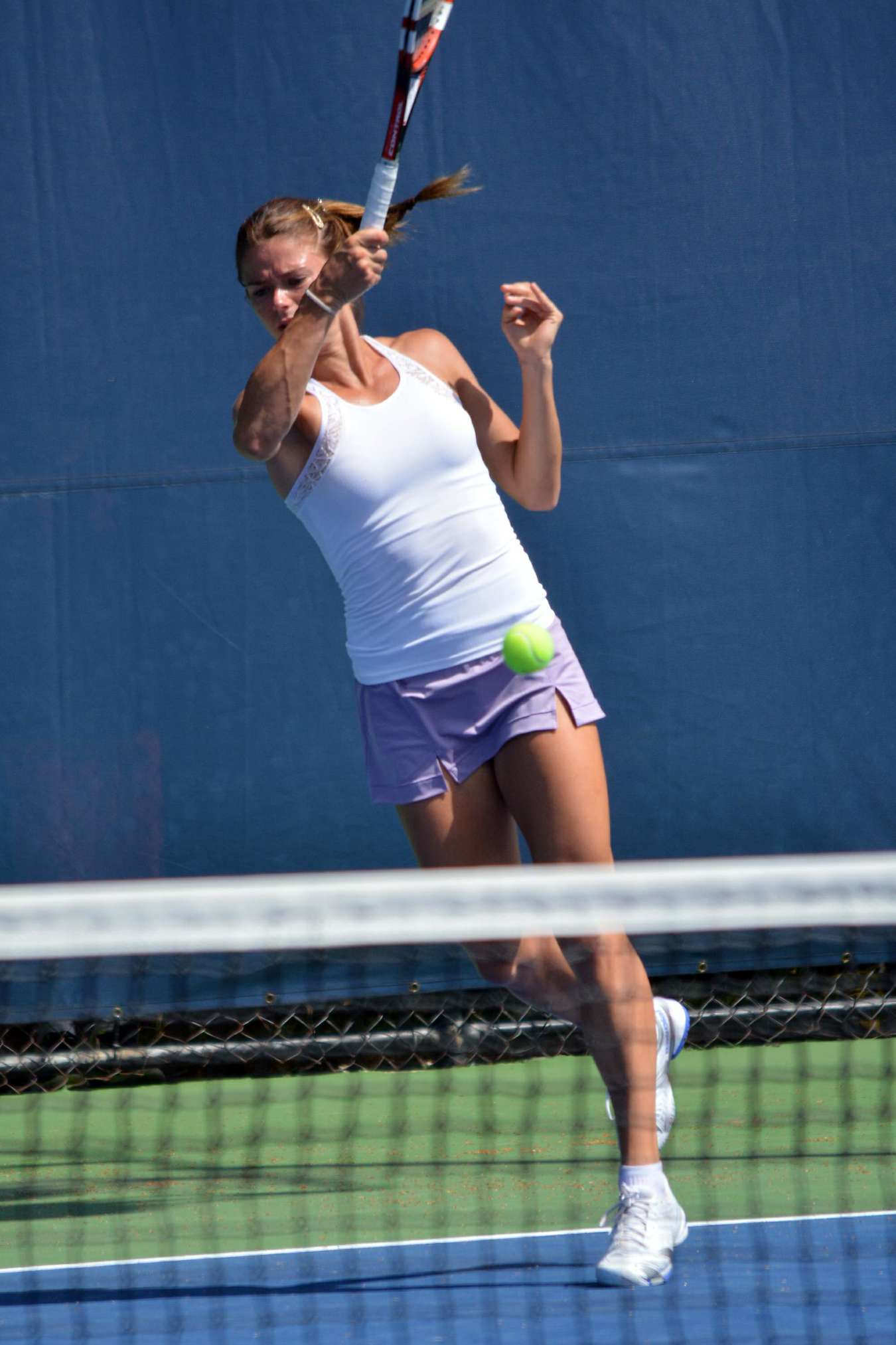 Camila Giorgi – Practice at the 2014 Connecticut Open -04 – GotCeleb1350 x 2025