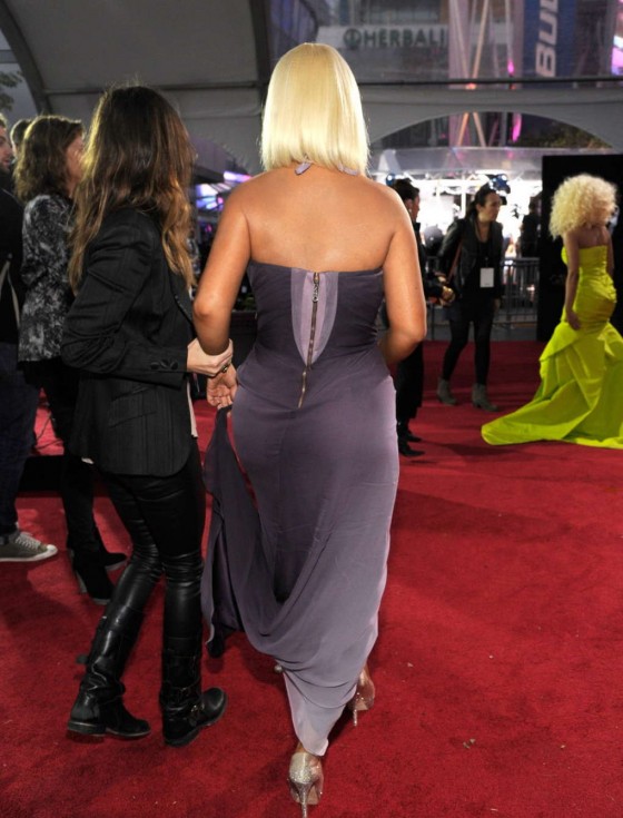 Christina Aguilera – AMA American Music Awards 2012 in Los Angeles