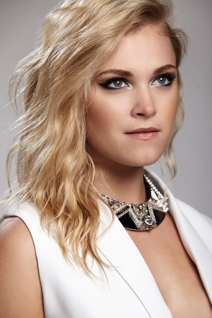 Eliza Taylor by JSquared Photoshoot for Bello Magazine - Eliza-Taylor:-Bello-2014--05-720x1080