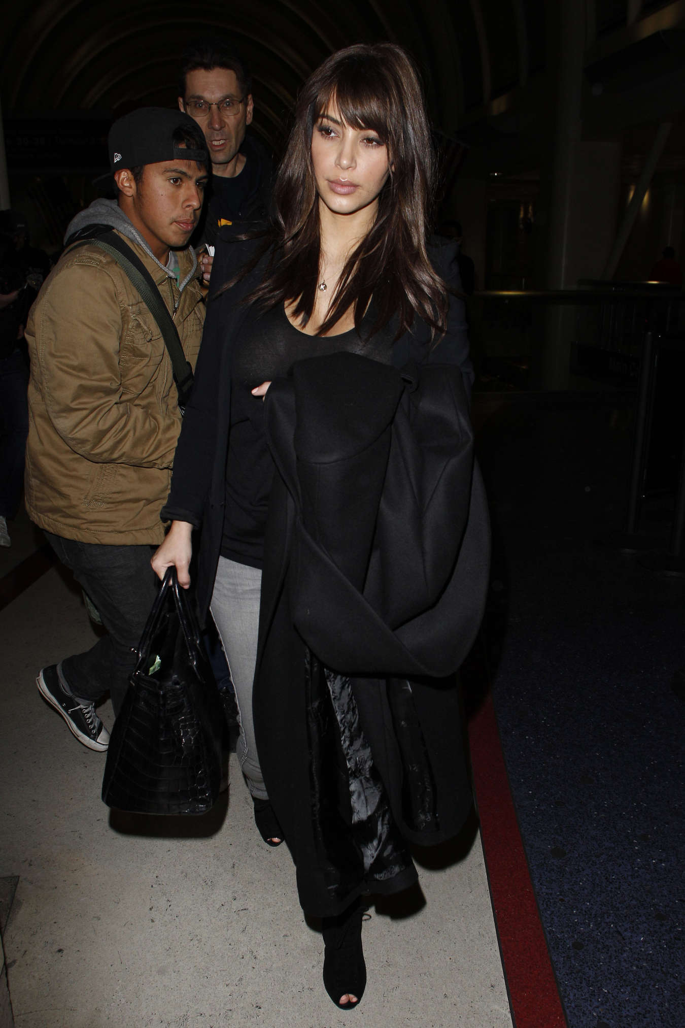 Back to post Kim Kardashian – Looking Beautiful at LAX Airport in ...