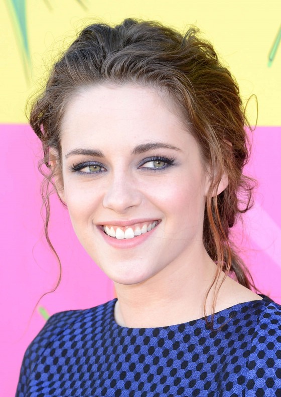 Kristen Stewart – 2013 Kids Choice Awards -21