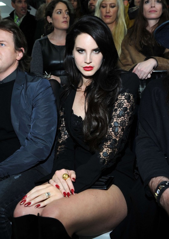 Lana Del Rey – Versace fashion show during Milan Fashion Week 2013-01