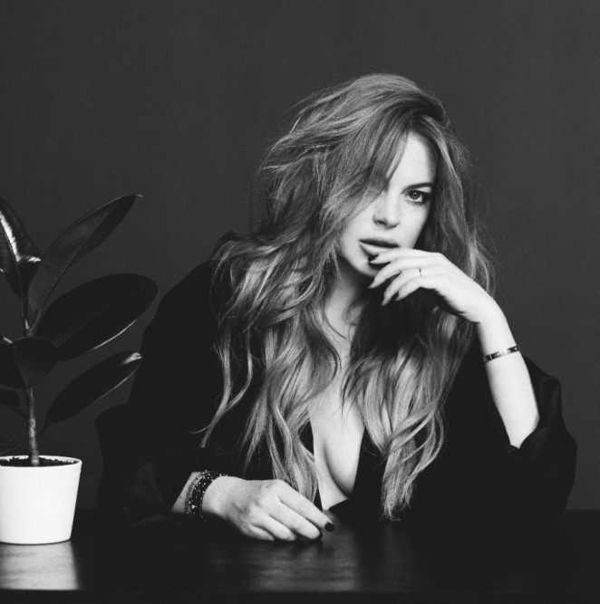 Lindsay Lohan – Wonderland Magazine 2015  Lindsay-Lohan:-Wonderland-Magazine-2014--03-662x667