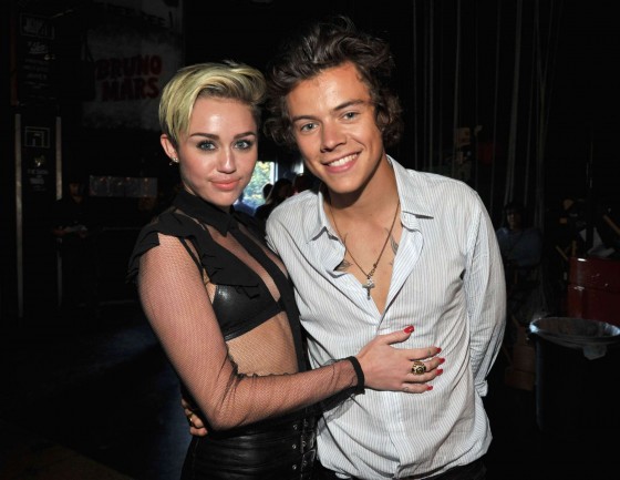 Miley Cyrus – Teen Choice Awards 2013 -06