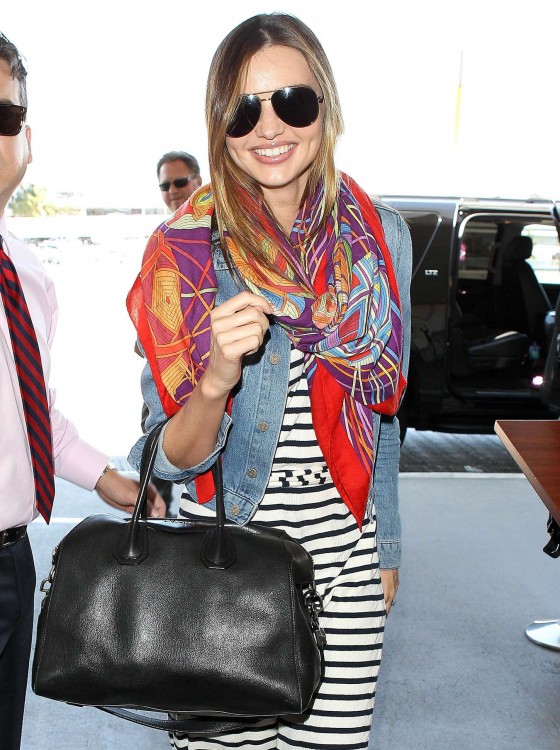 Miranda Kerr – arrives at the Los Angeles International Airport -14