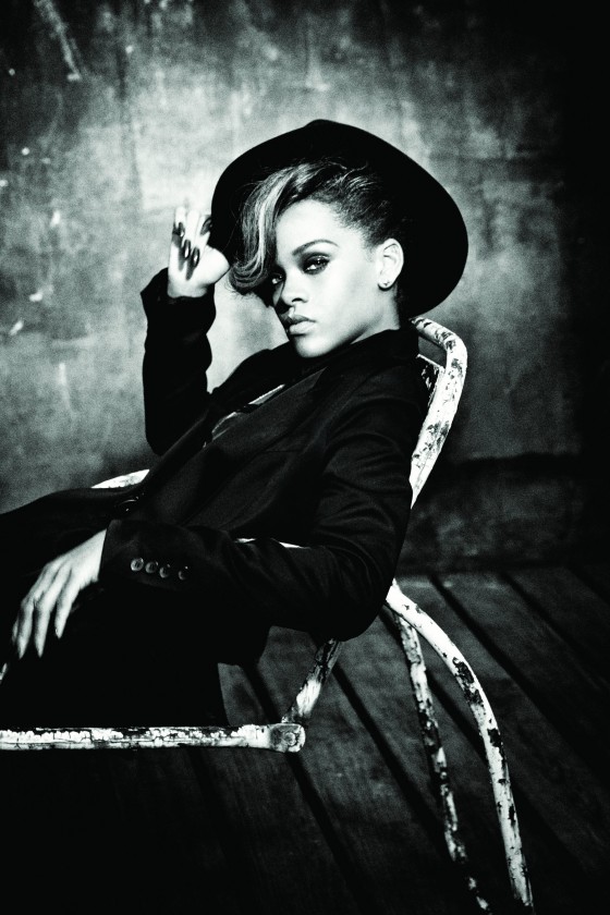 Rihanna%20Gorgeous%20at%20Talk%20That%20Talk%20Music%20Album%20Promos-04-560x840