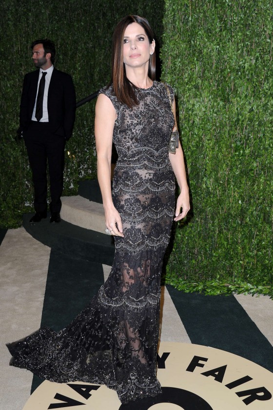 Sandra Bullock – Oscar 2013 – Vanity Fair Party -01