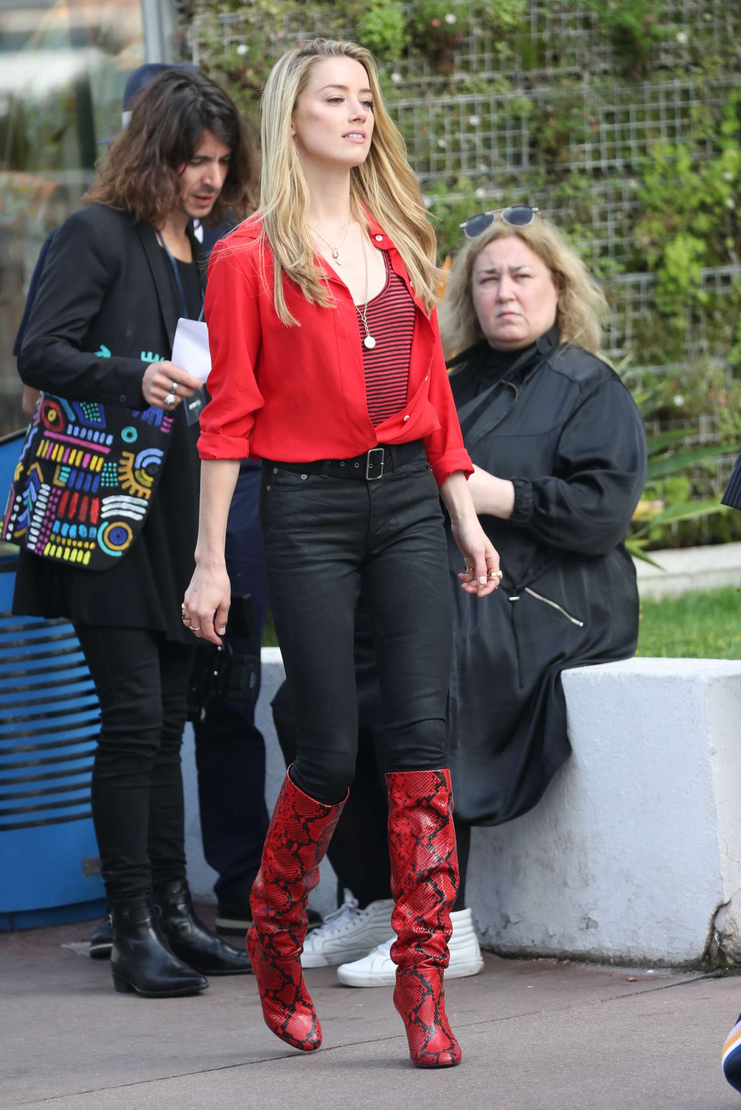 Amber Heard in Black Pants on Photoshoot in Cannes