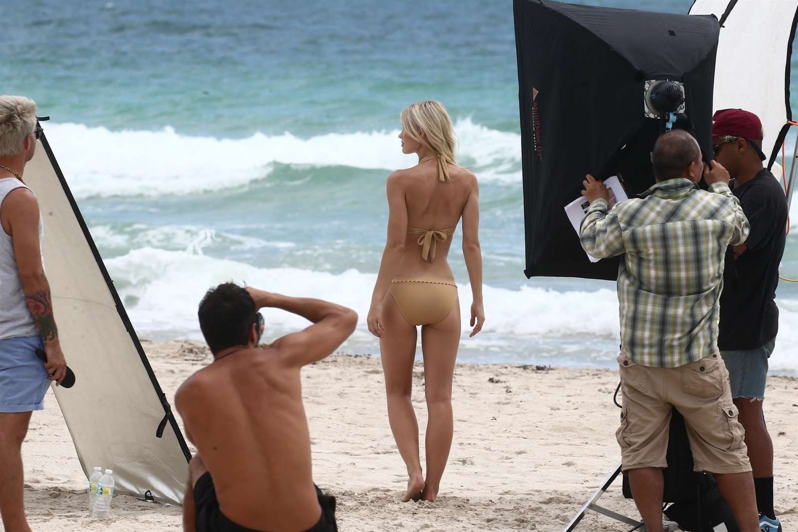 Andrea Cronberg in Bikini â€“ Photoshoot in Miami Beach