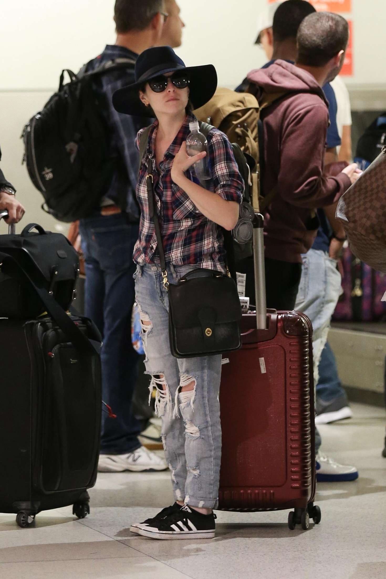 Anna Kendrick â€“ Arrives at Airport in Miami