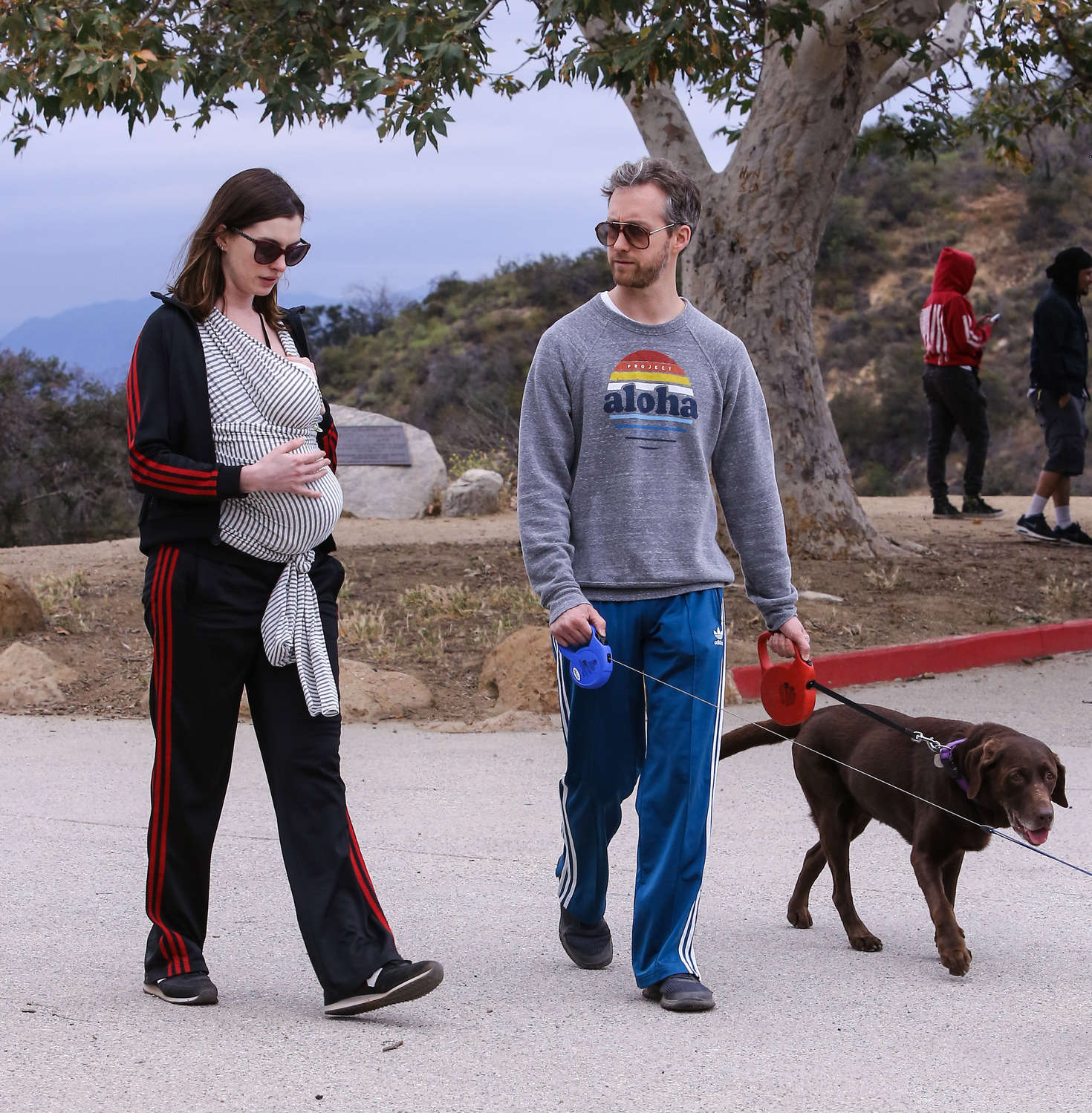 Anne Hathaway â€“ Hiking in Los Angeles