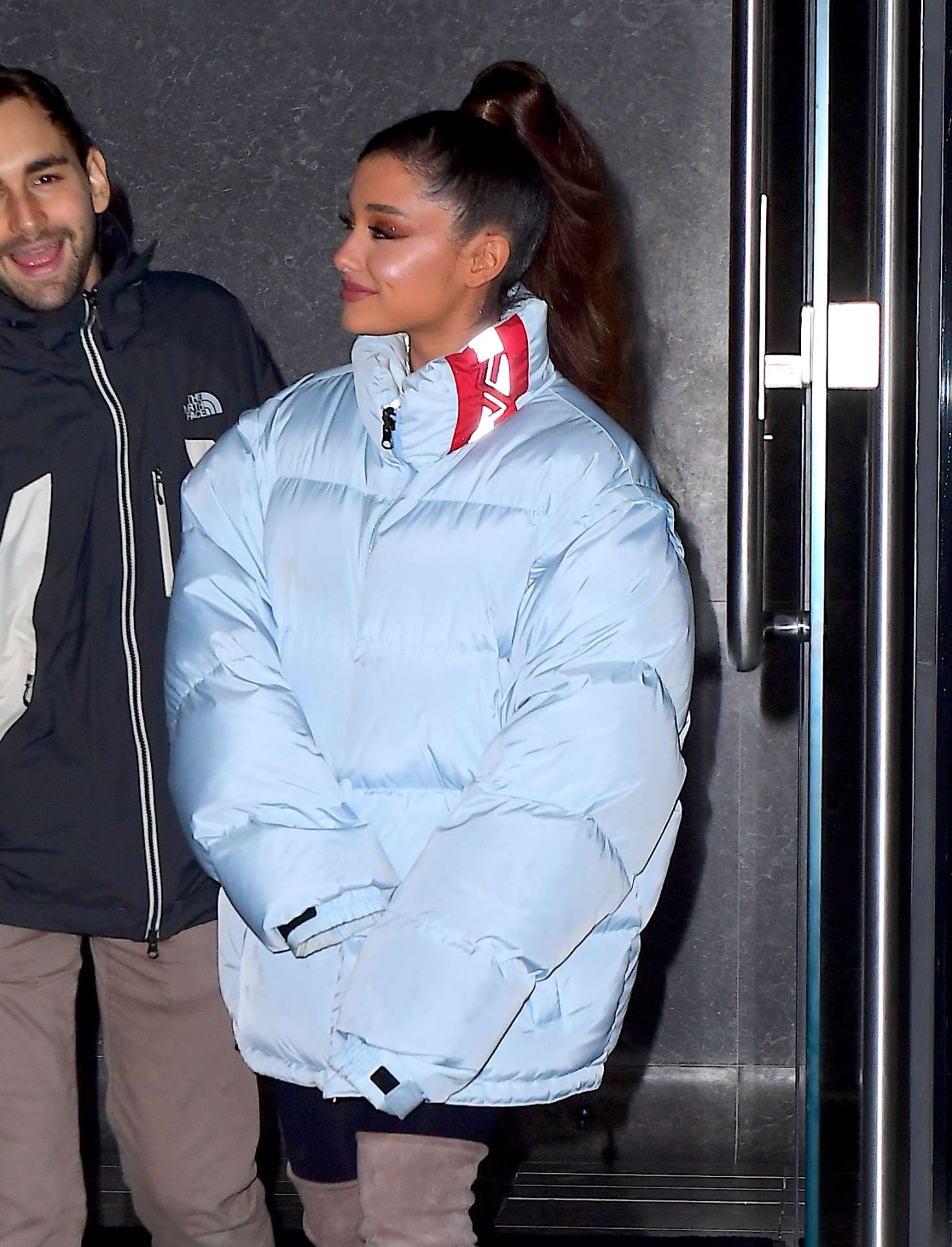 Ariana Grande â€“ Leaving a building in New York