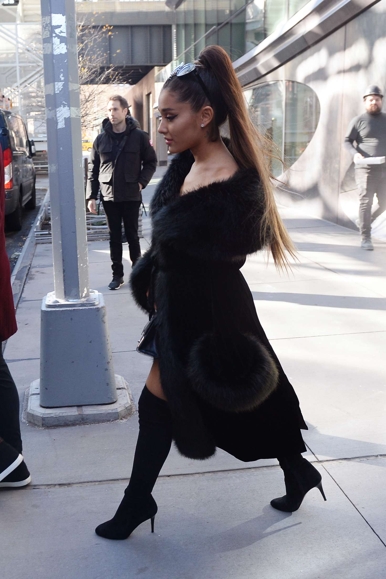 Ariana Grande â€“ Out in New York City