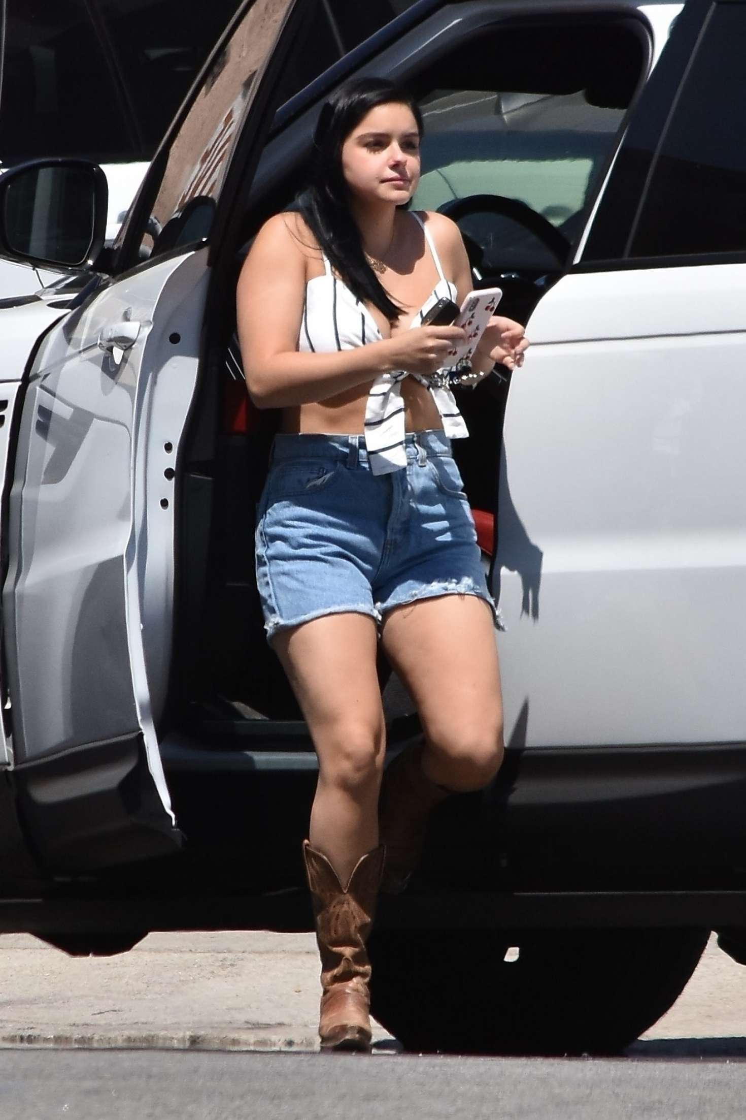 Ariel Winter in Jeans Shorts at a Studio in Studio City