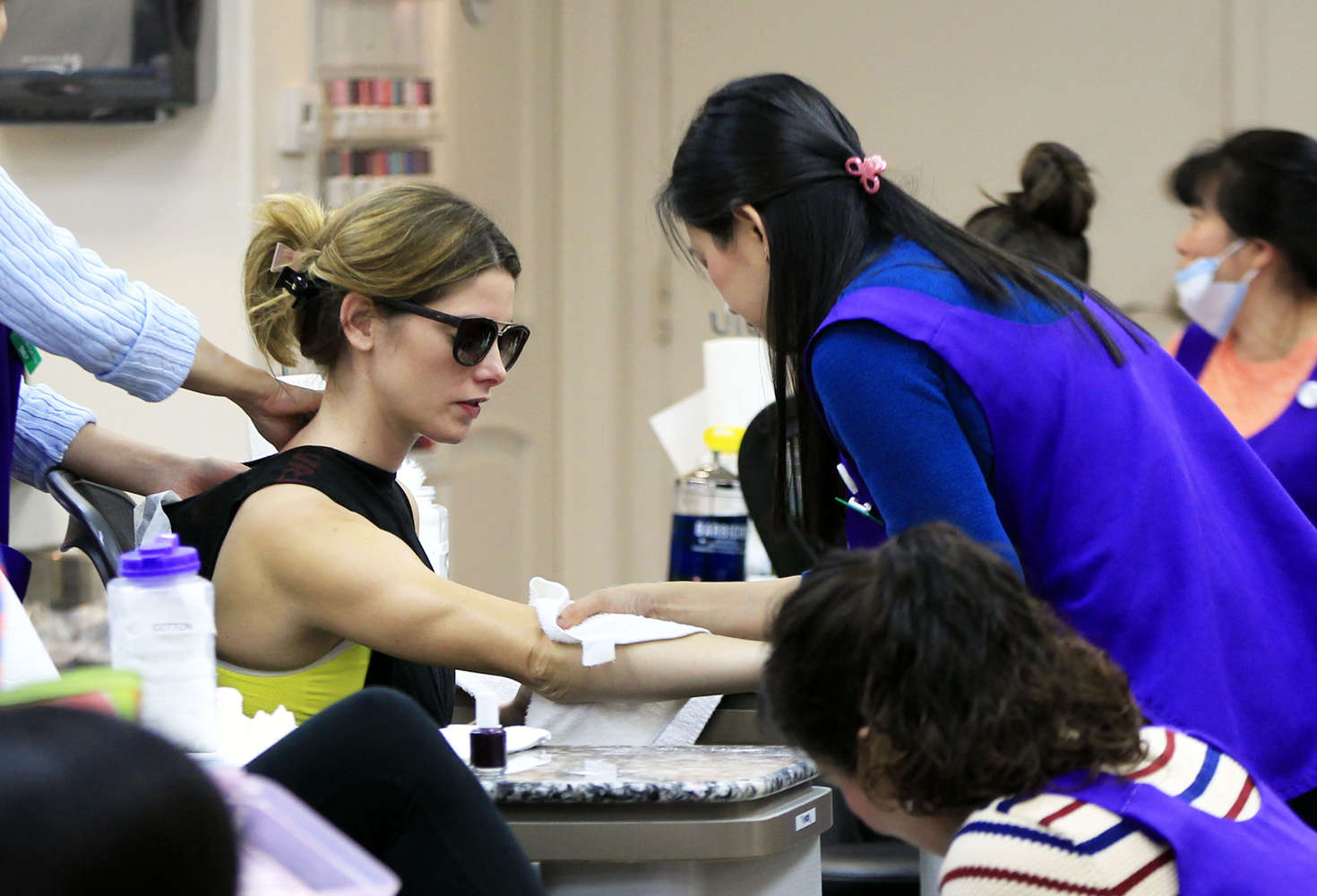 Ashley Greene â€“ Goes to a nail salon in Beverly Hills