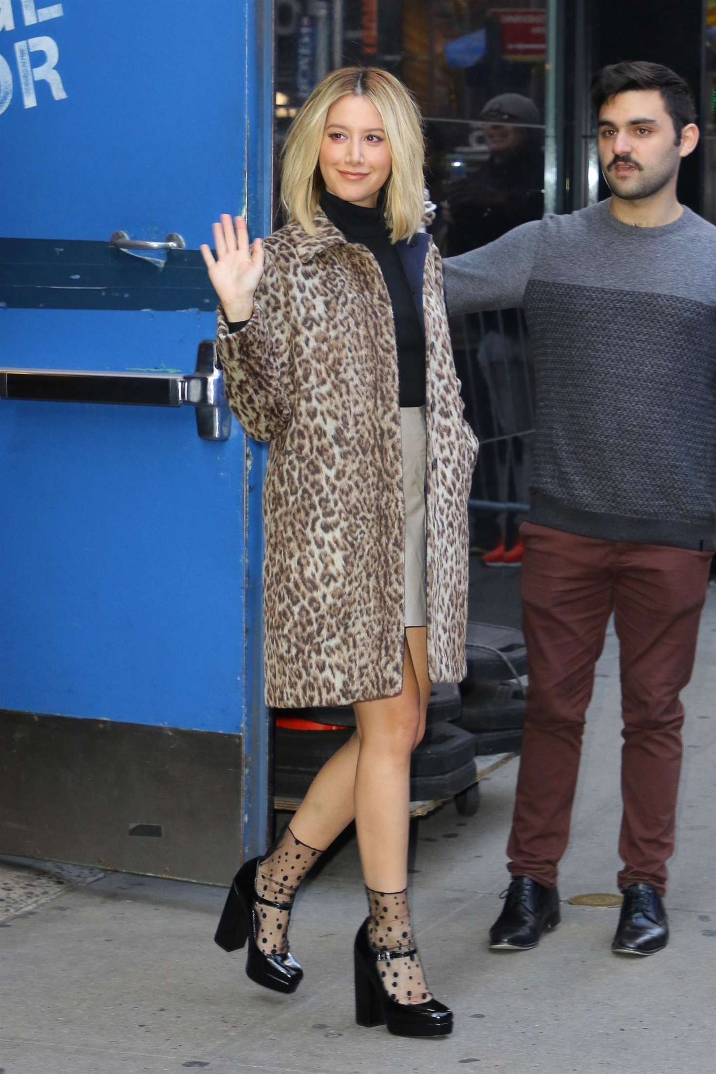 Ashley Tisdale â€“ Leaves the â€˜Good Morning Americaâ€™ show in NYC