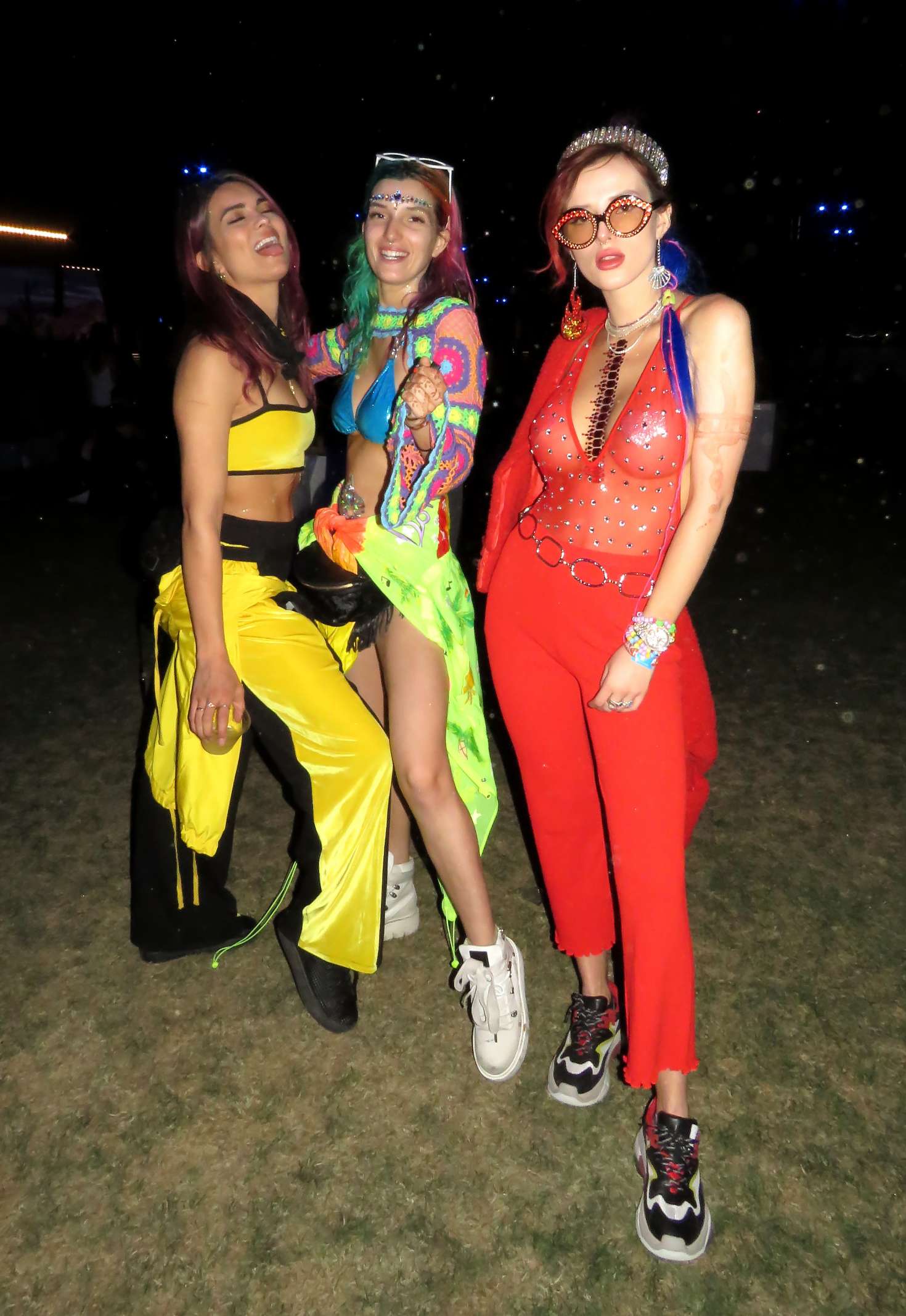Bella and Dani Thorne â€“ 2018 Coachella Festival in Indio