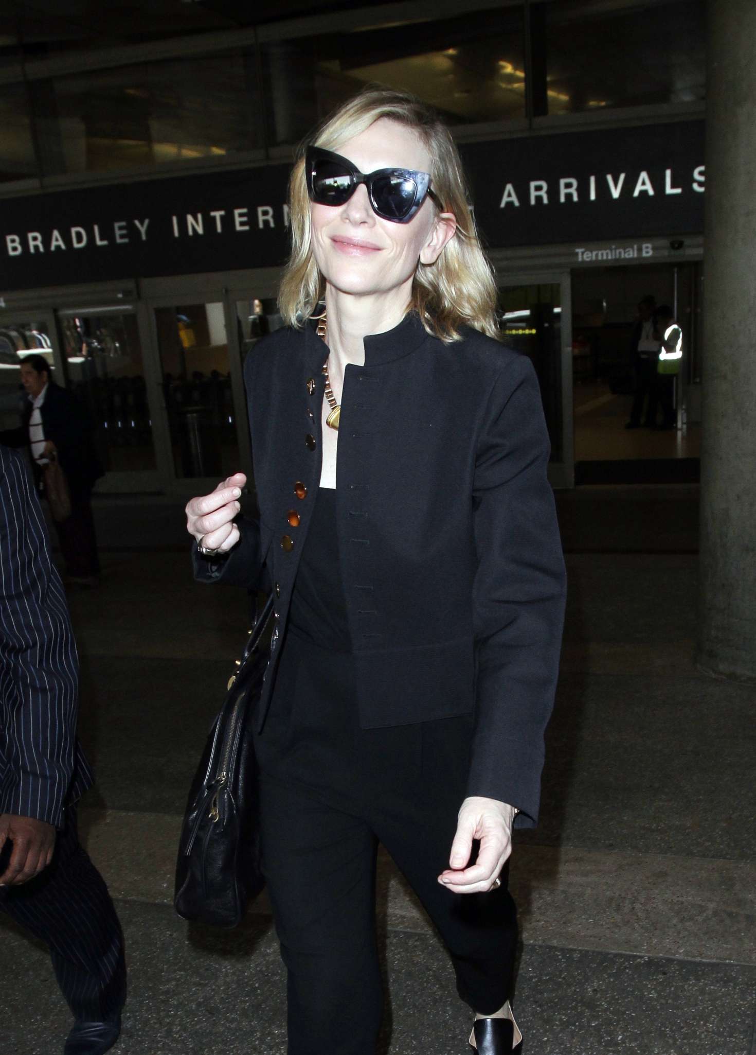 Cate Blanchett â€“ Arrives at LAX Airport in LA