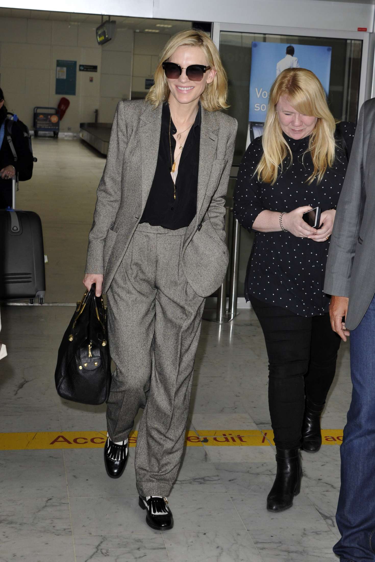 Cate Blanchett â€“ Arriving at Nice Airport