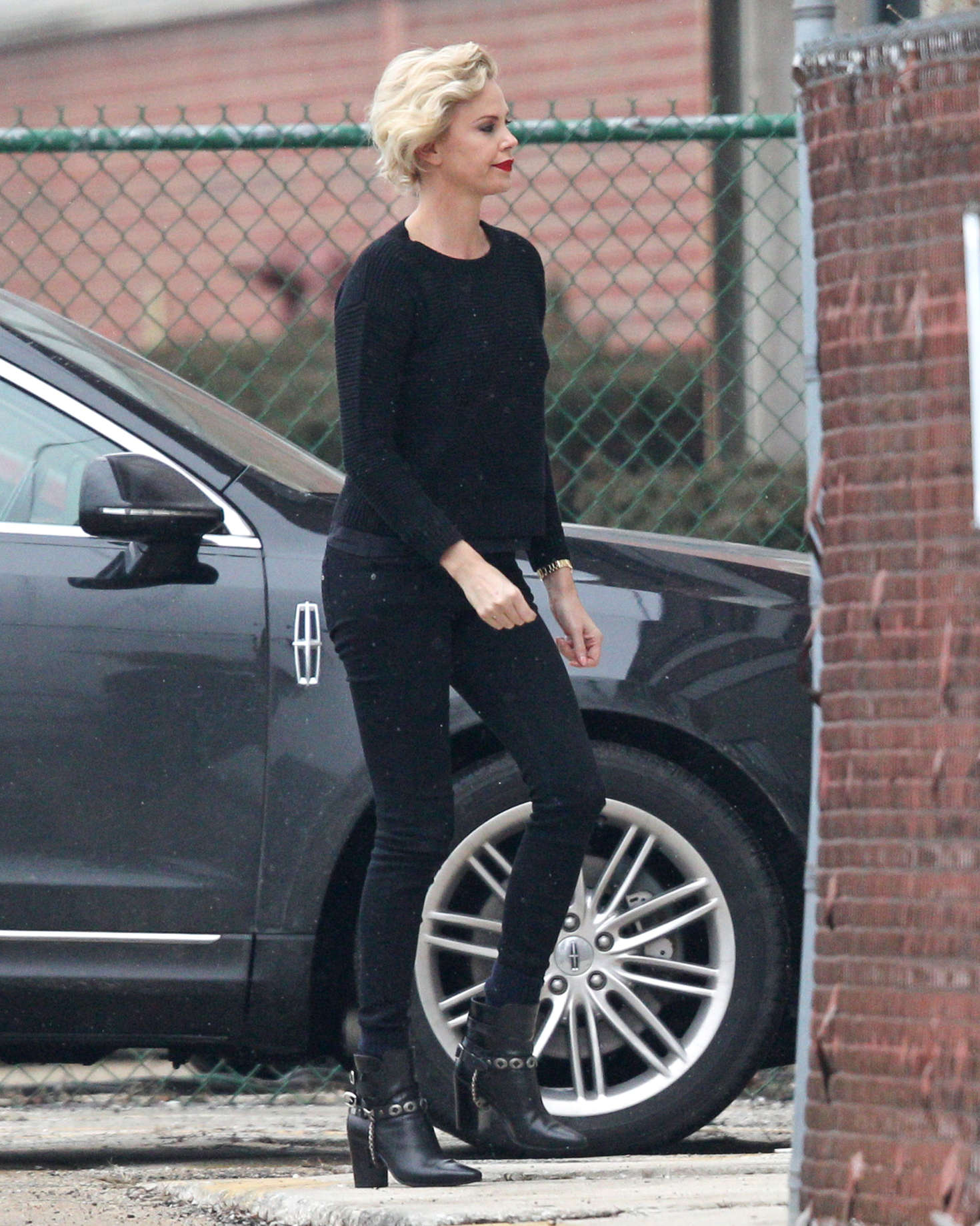 Charlize Theron on the set of â€˜The Nash Edgerton Projectâ€™ in Chicago