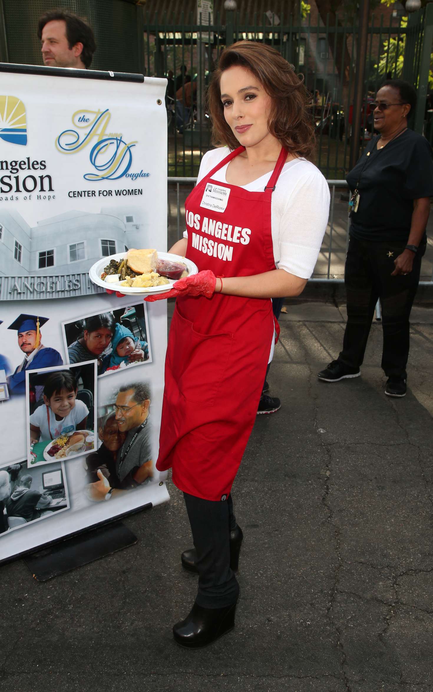 Christina DeRosa â€“ Los Angeles Mission Thanksgiving Meal for the Homeless