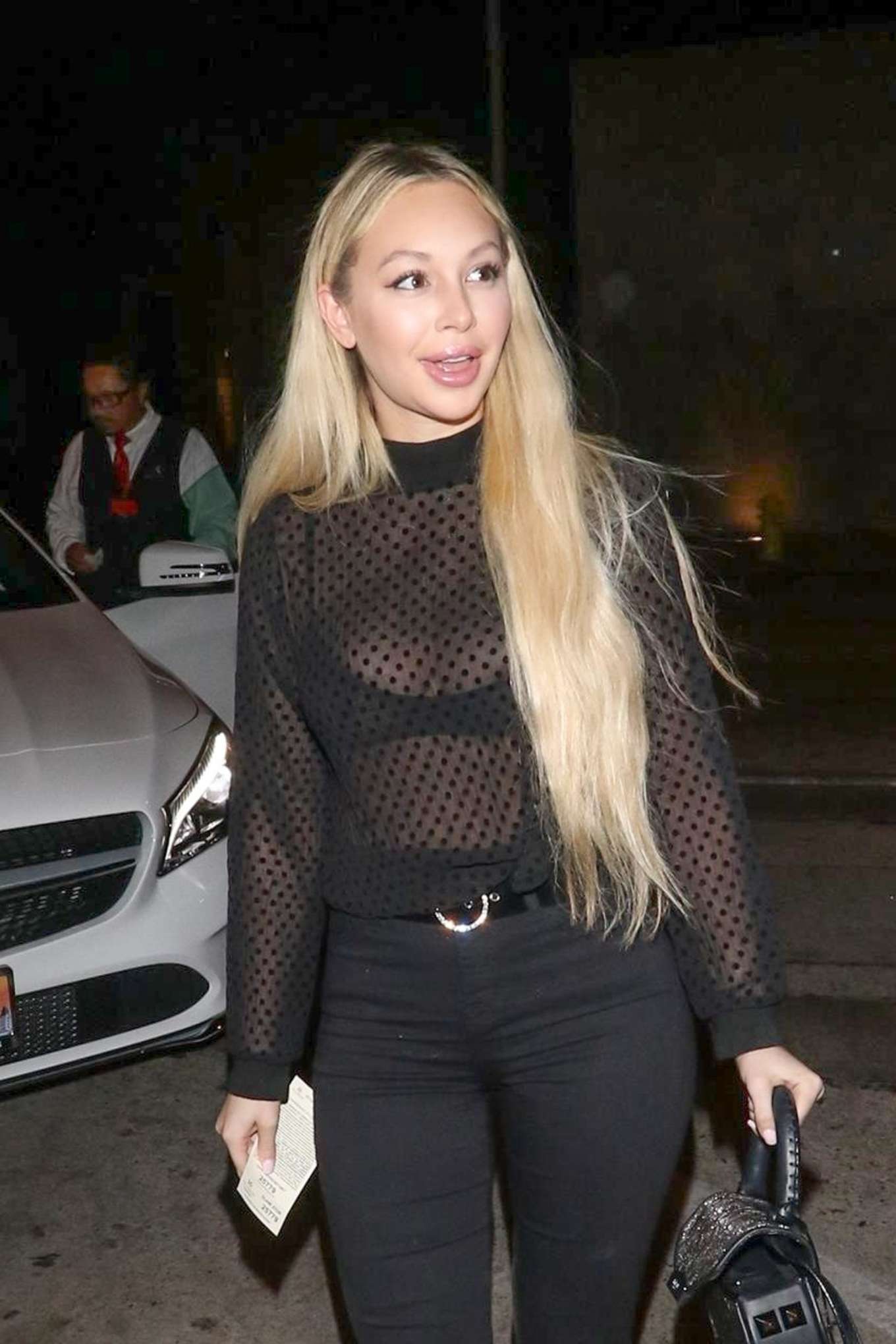 Corinne Olympios â€“ Spotted at Craigs Restaurant in West Hollywood