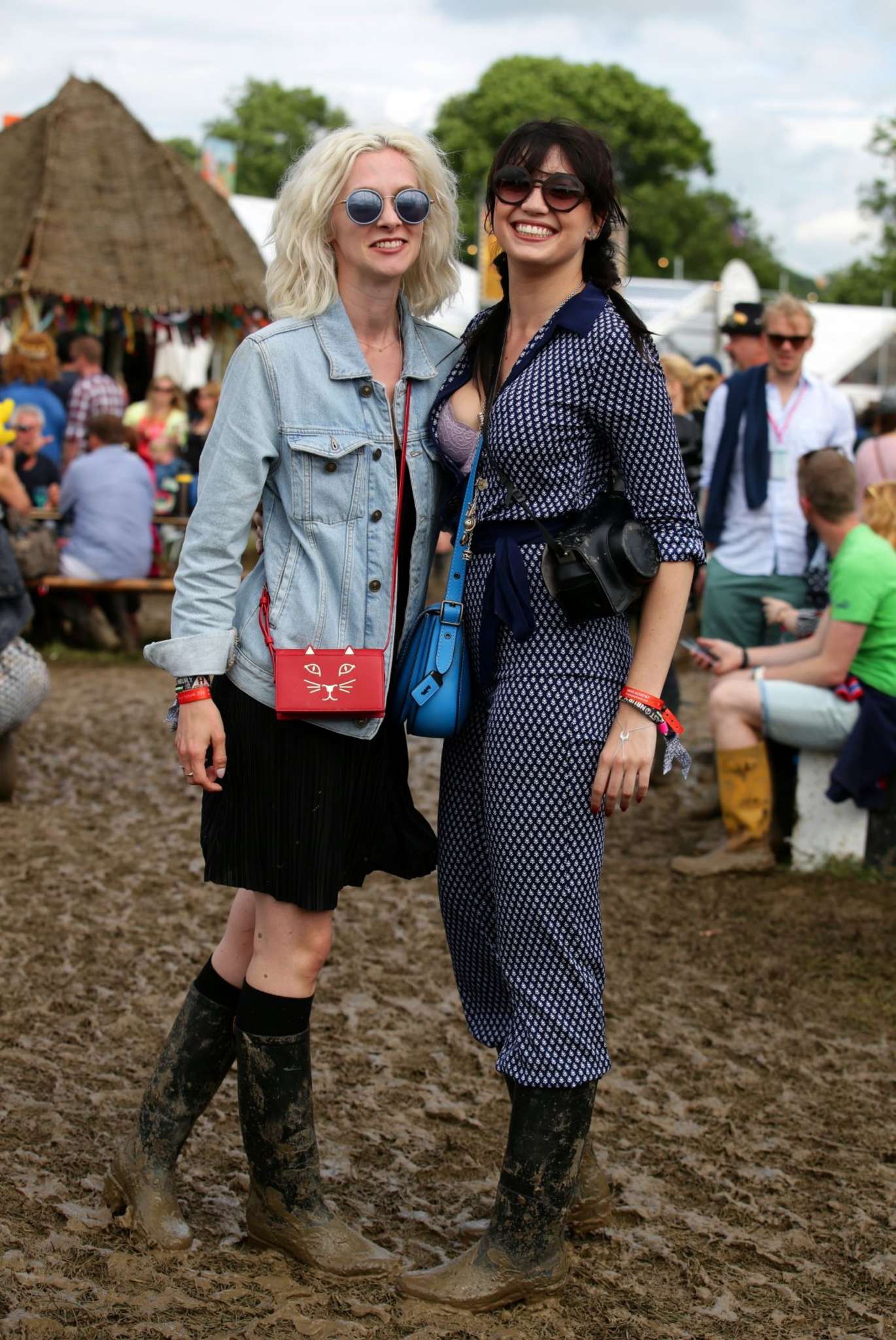 Daisy Lowe â€“ 2016 Glastonbury Festival in England