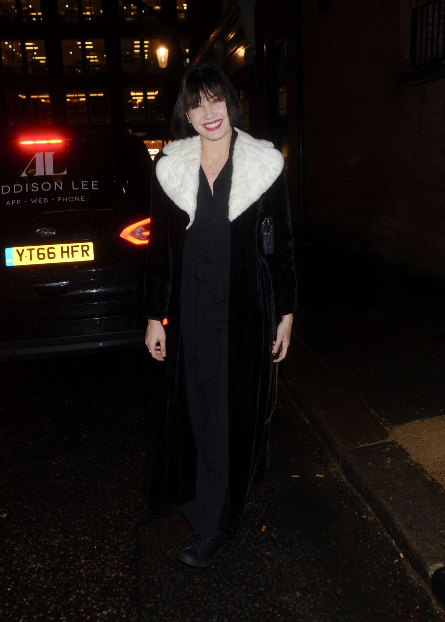 Daisy Lowe â€“ Arrives at Huaweiâ€™s Unfinished Symphony in London