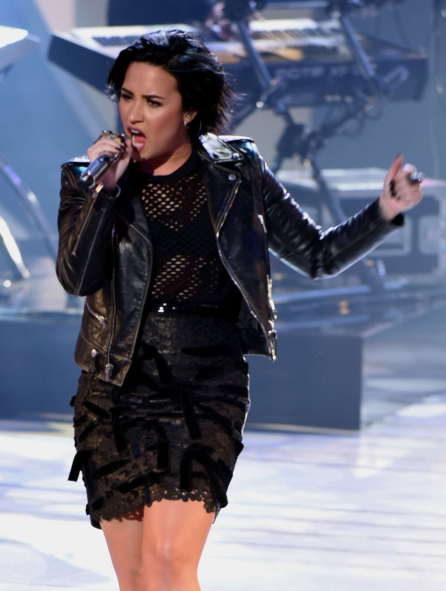 Demi Lovato â€“ American Idol in Hollywood