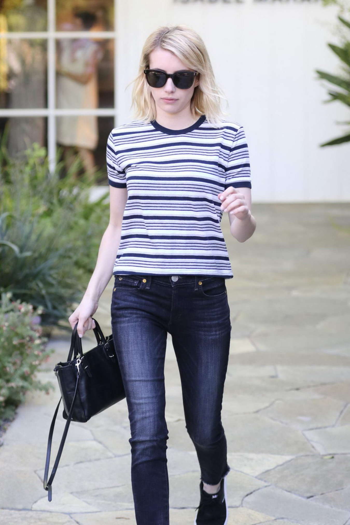 Emma Roberts in Tight Jeans Out in LA – GotCeleb1350 x 2025