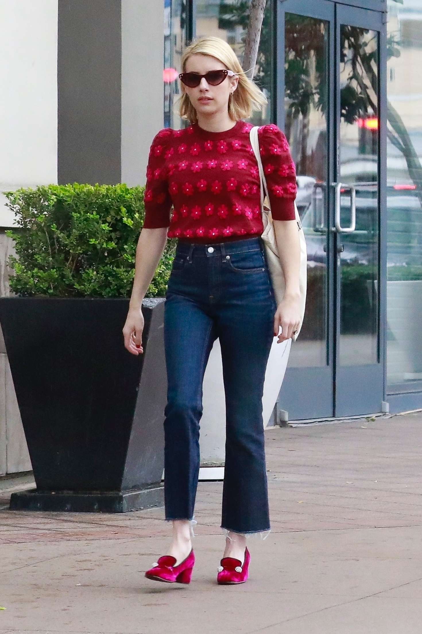 Emma Roberts â€“ Outside Game Spot in Los Angeles