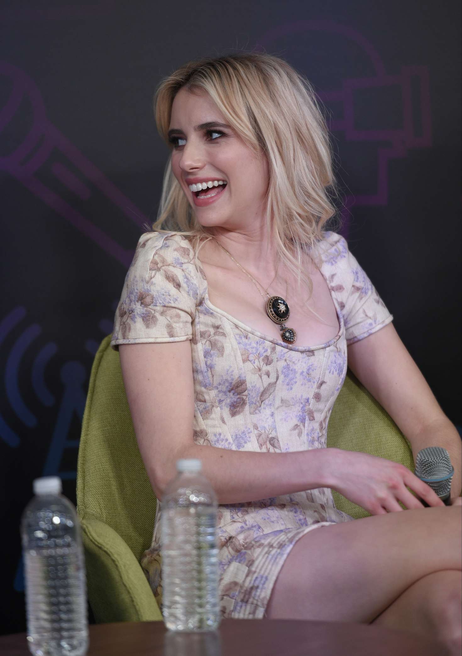 Emma Roberts – Panel Discussion at Popfest in Los Angeles – GotCeleb1470 x 2085