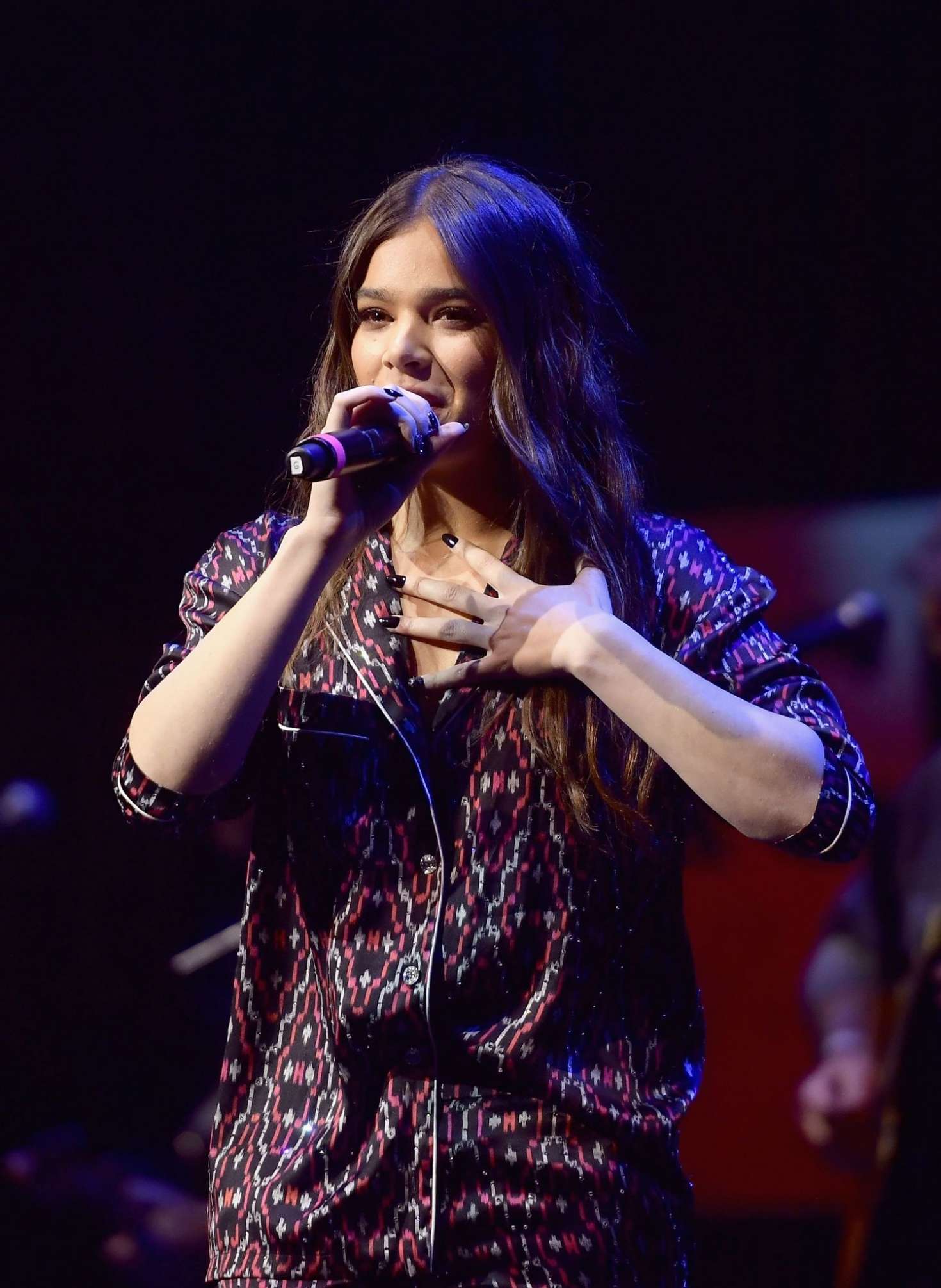 Hailee Steinfeld â€“ ACM Lifting Lives Presents: Borderline Strong Concert in Thousand Oaks