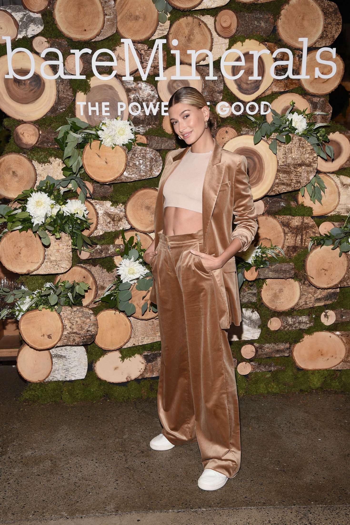 Hailey Baldwin â€“ Celebrate Her New Role as BareMinerals Ambassador in NYC