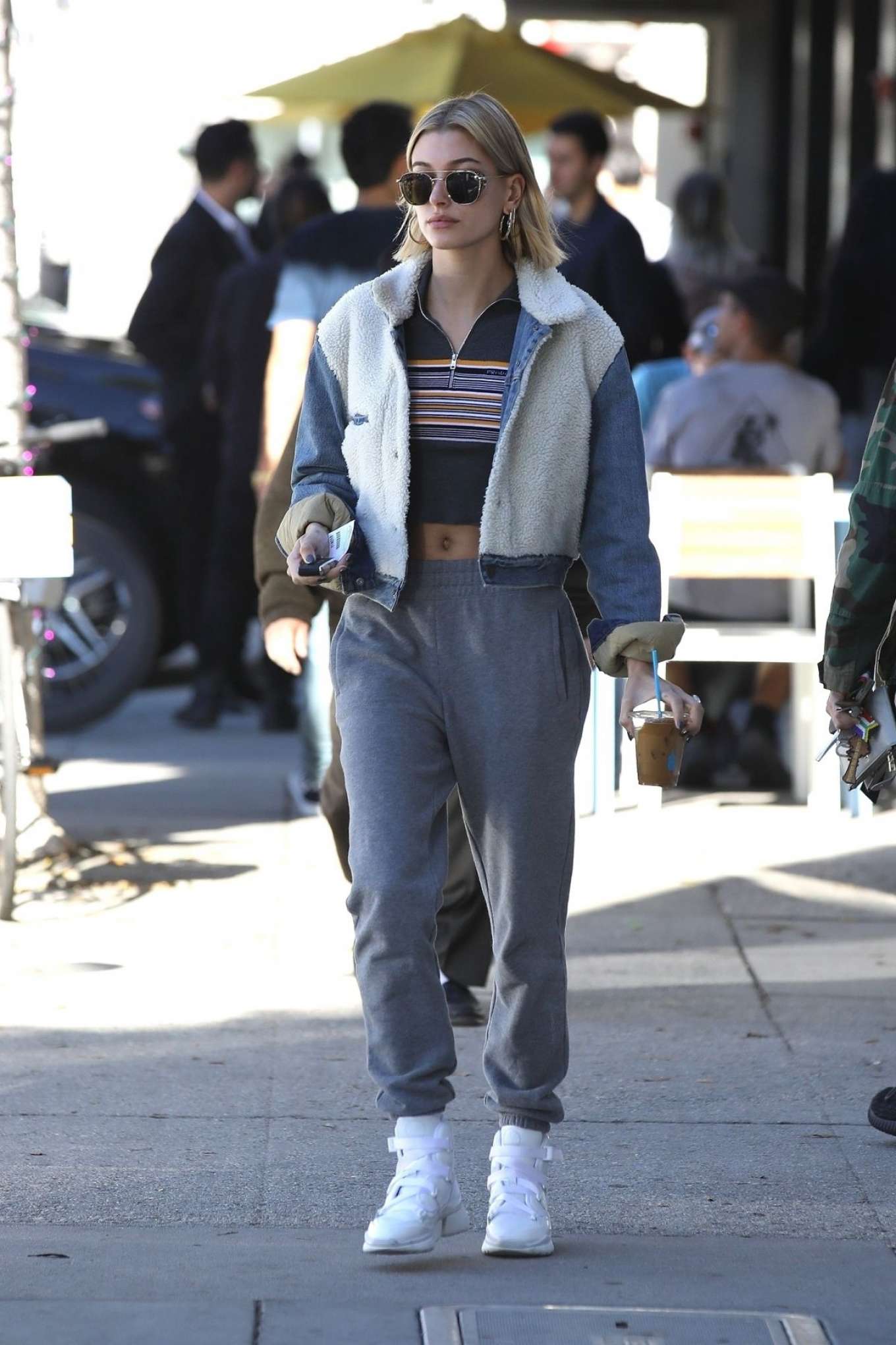 Hailey Baldwin â€“ Out and about in Beverly Hills