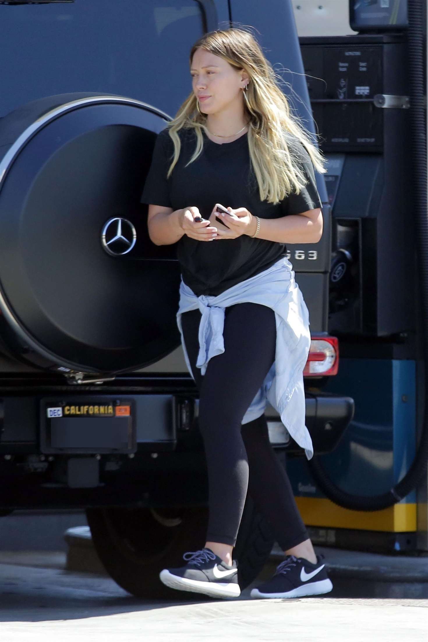 Hilary Duff at a gas station in Los Angeles
