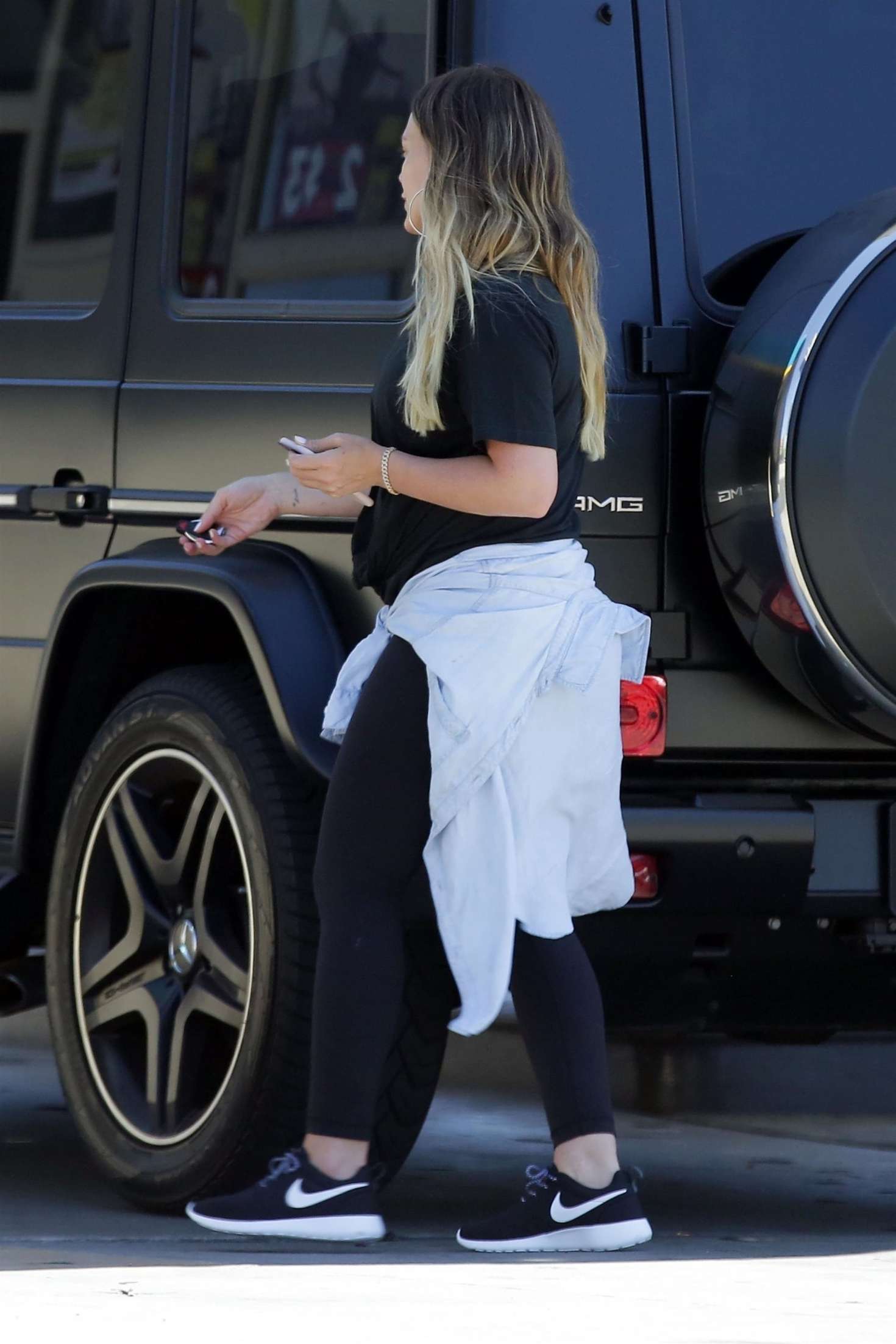 Hilary Duff at a gas station in Los Angeles
