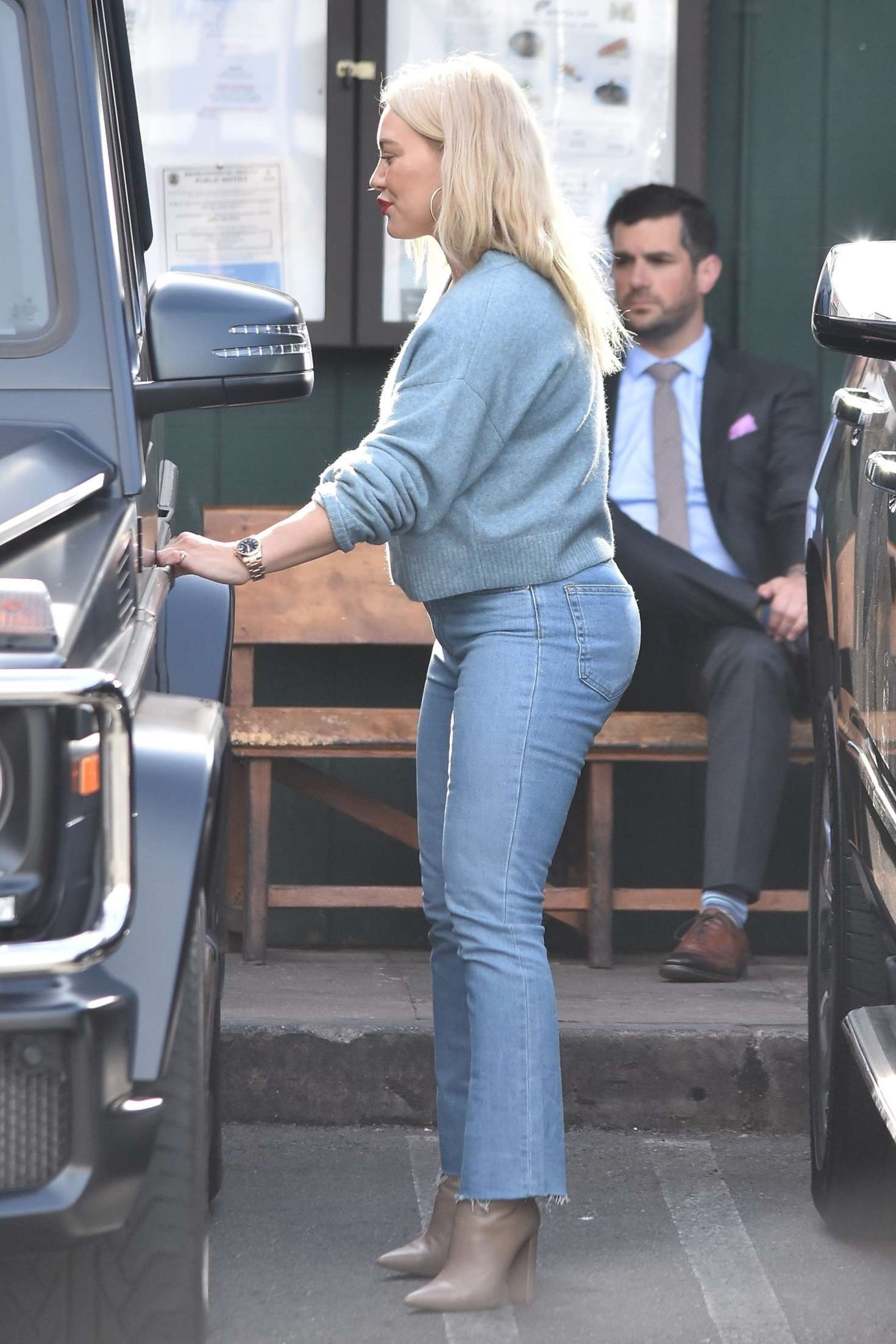 Hilary Duff â€“ Out for lunch in Studio City