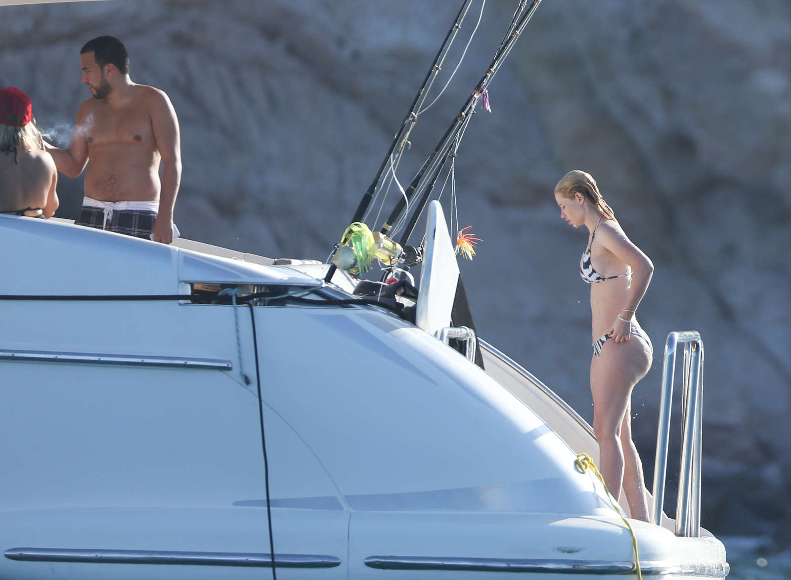 Iggy Azalea â€“ Bikini Candids on a yacht in Mexico