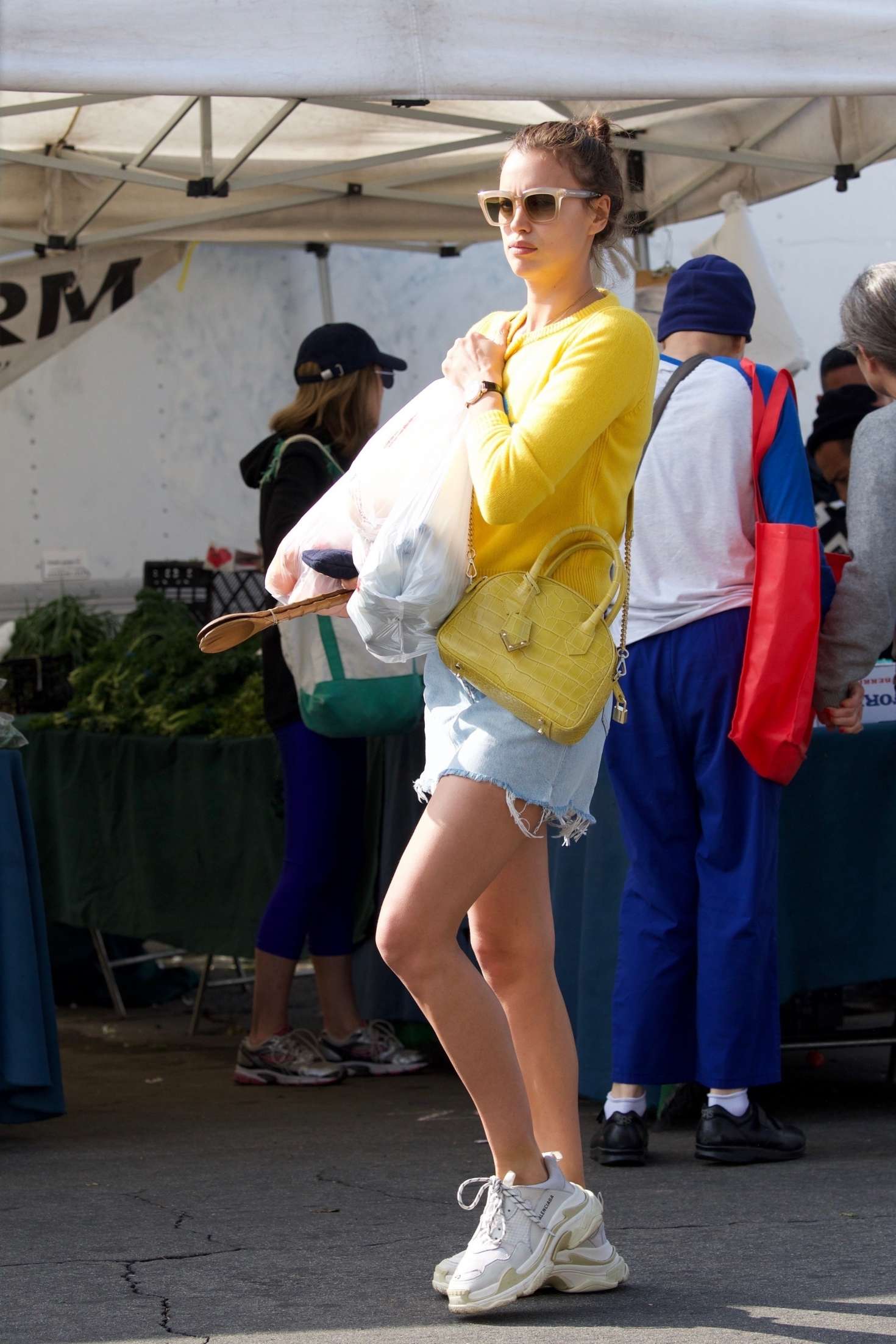Irina Shayk in Denim Mini Skirt â€“ Shopping in Brentwood