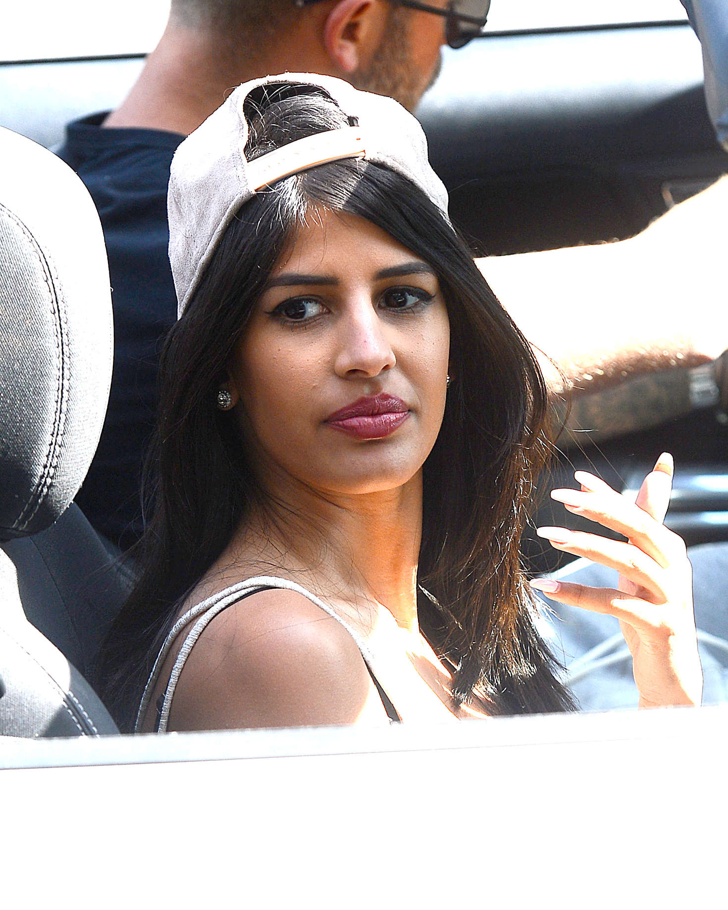 Jasmin Walia Out for lunch in Beverly Hills
