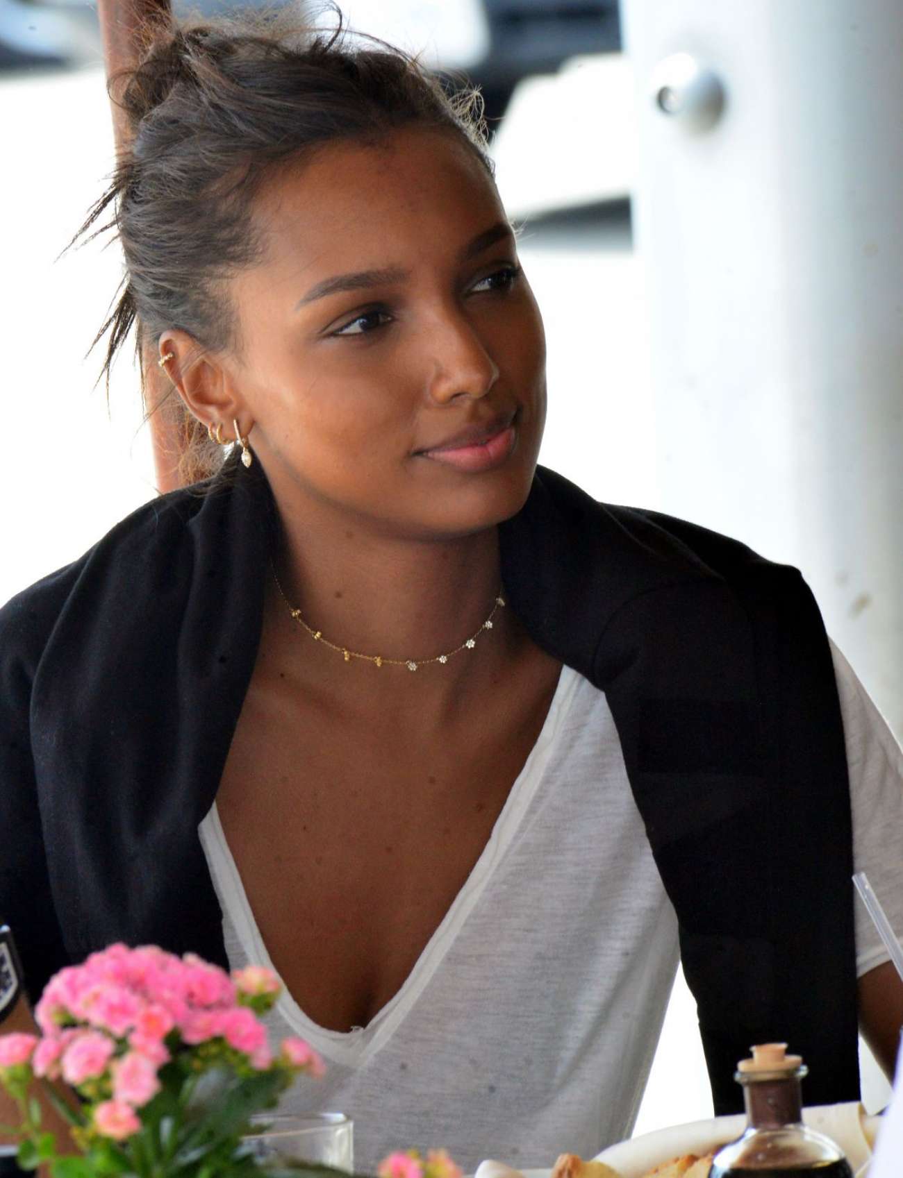 Jasmine Tookes â€“ At Il Pastaio In Beverly Hills