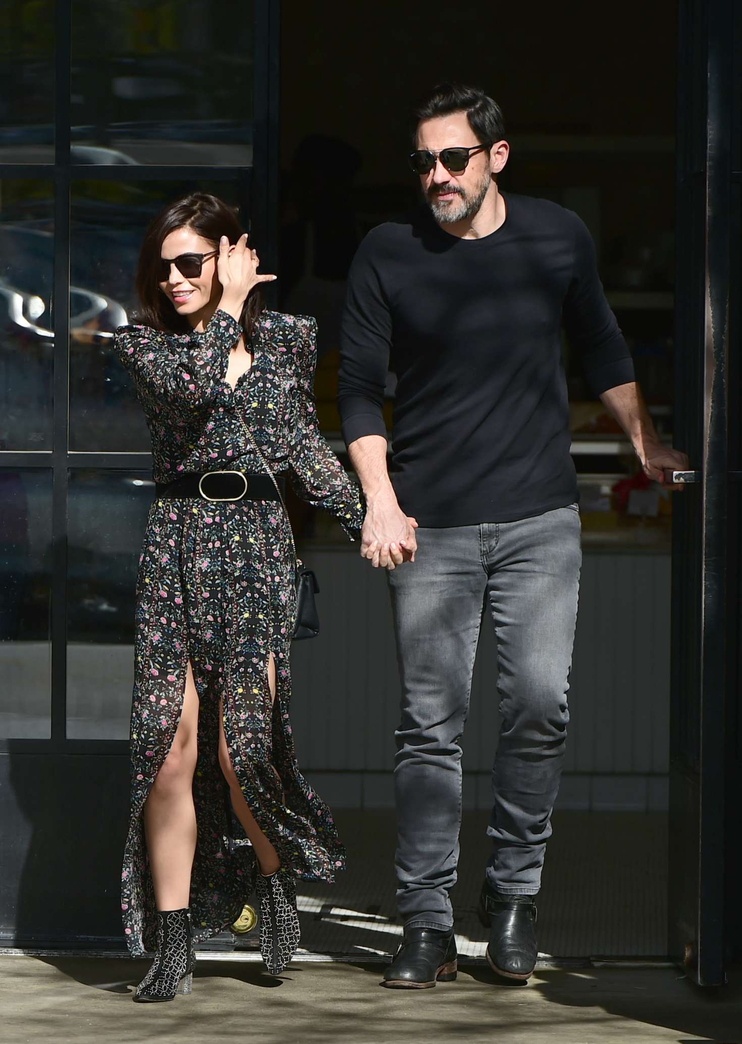 Jenna Dewan and her boyfriend Steve Kazee â€“ Out in Los Angeles