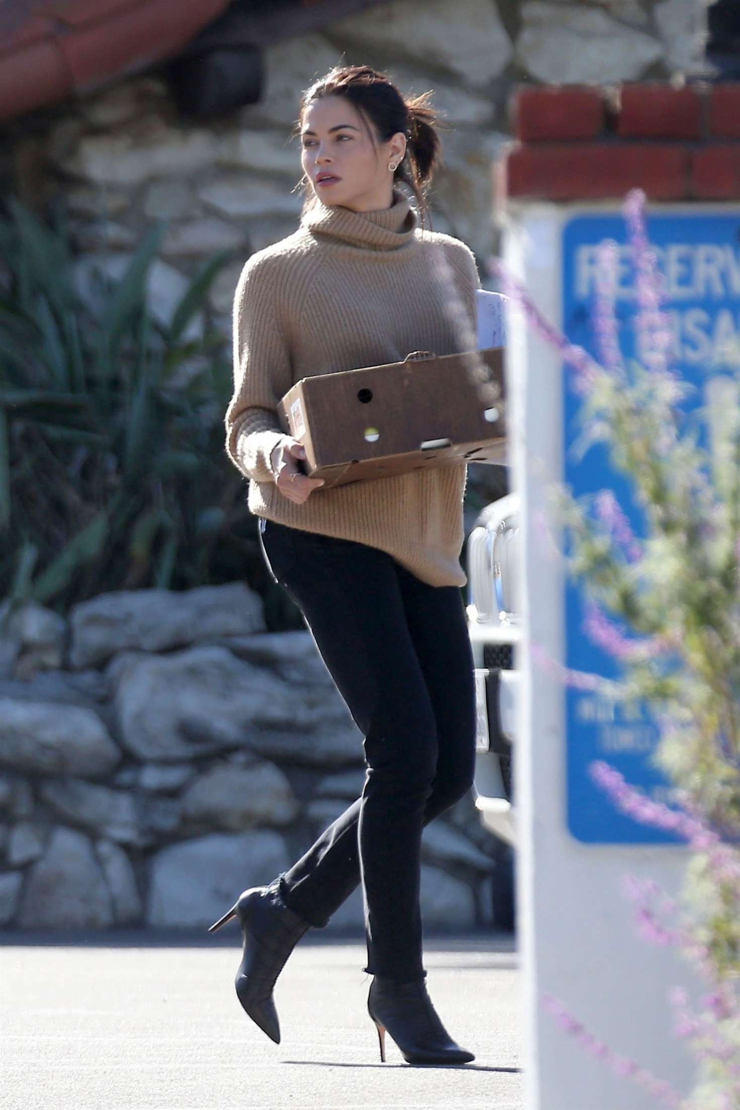 Jenna Dewan in Black Jeans â€“ Out in Los Angeles