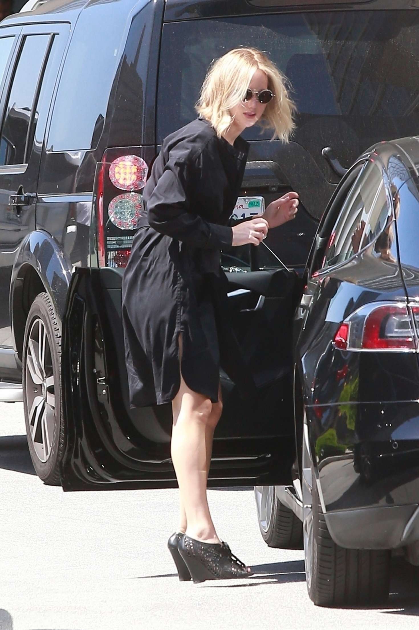 Jennifer Lawrence in Black Dress â€“ Heads to a meeting in Beverly Hills