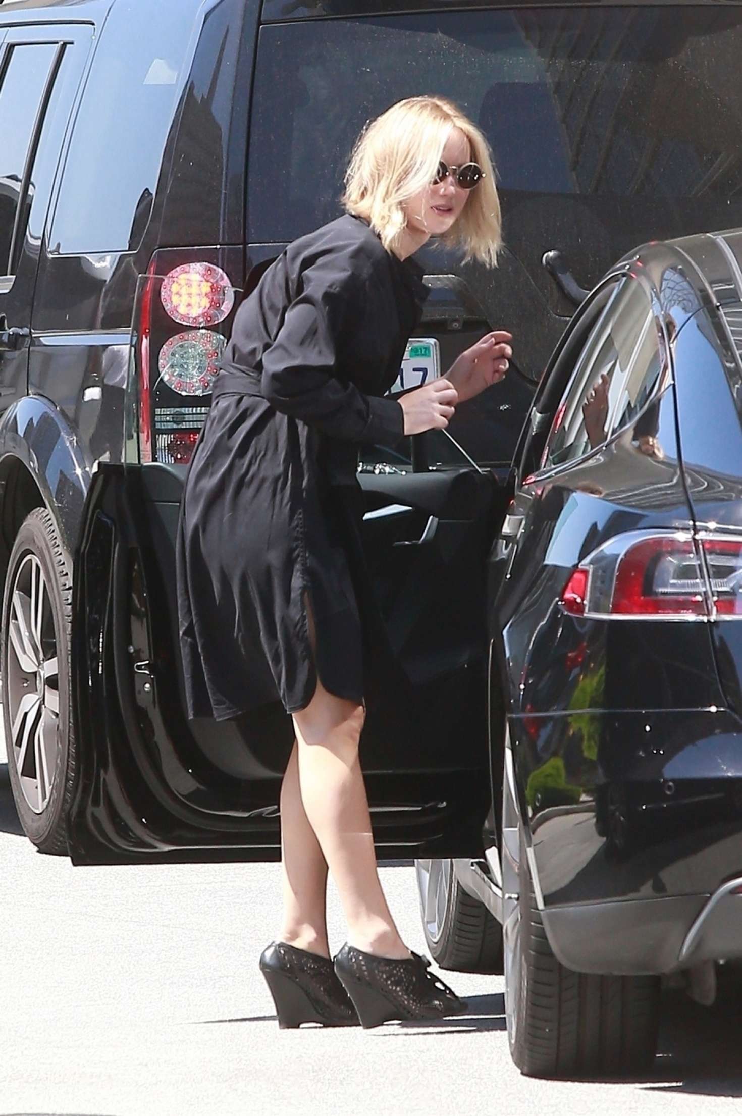 Jennifer Lawrence in Black Dress â€“ Heads to a meeting in Beverly Hills