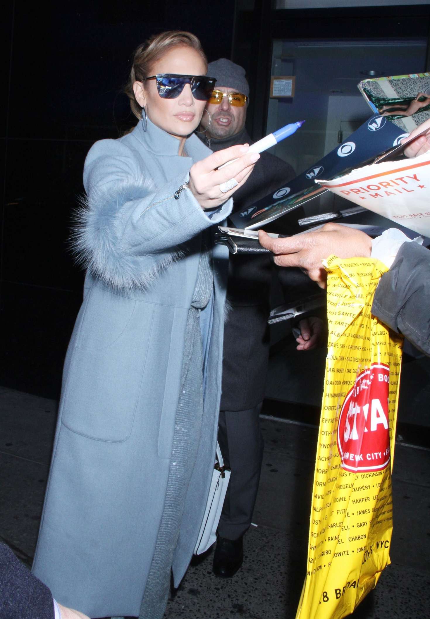 Jennifer Lopez â€“ Arrives on â€˜Good Morning Americaâ€™ in New York