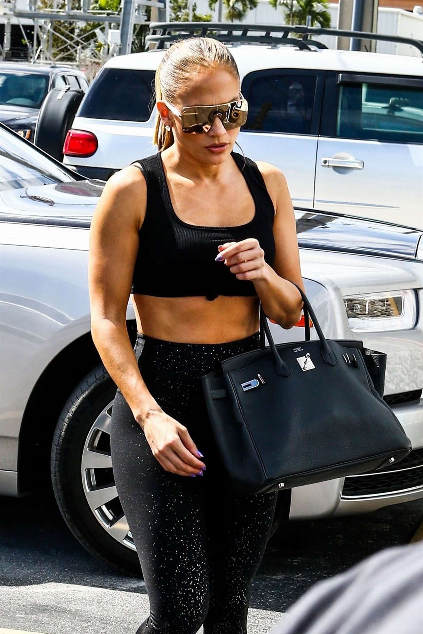 Jennifer Lopez â€“ Heads to the gym in Miami